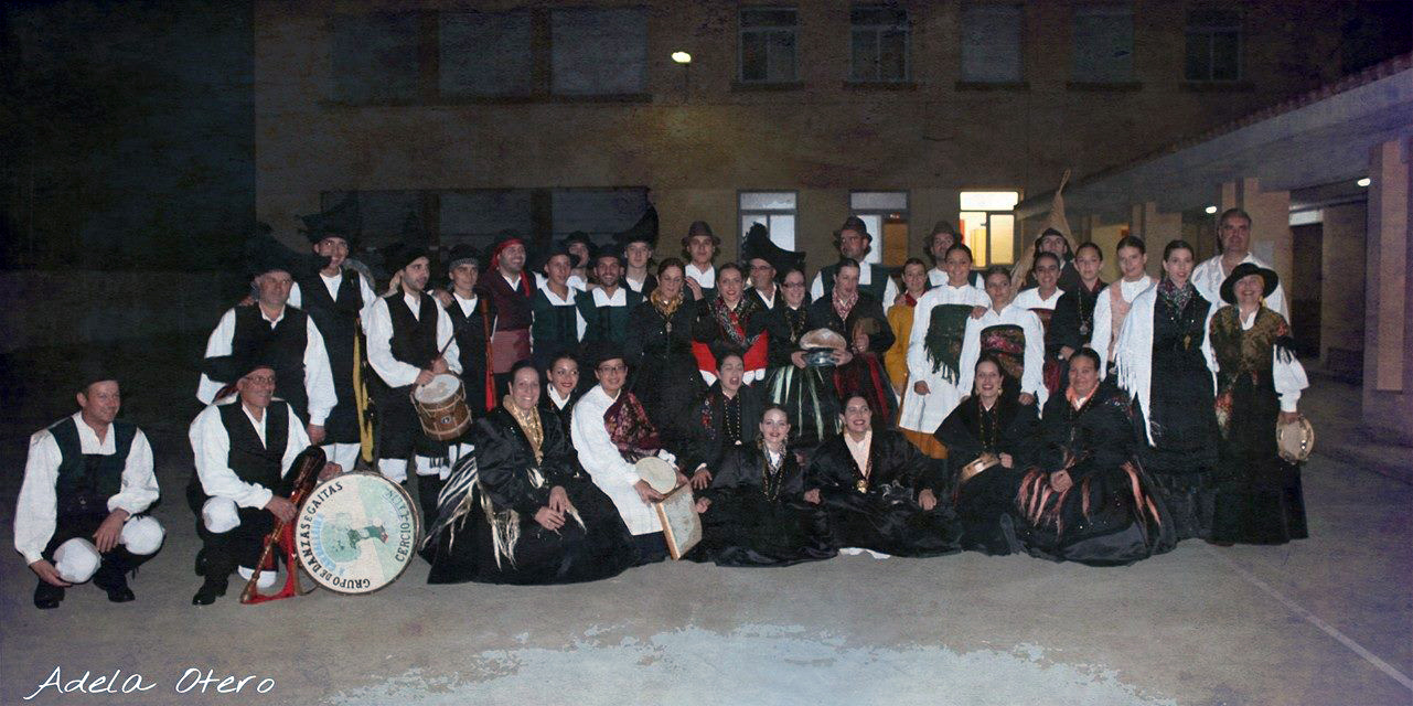 Grupo de Danzas A Carballeira de Cercio (Cercio, Pontevedra)